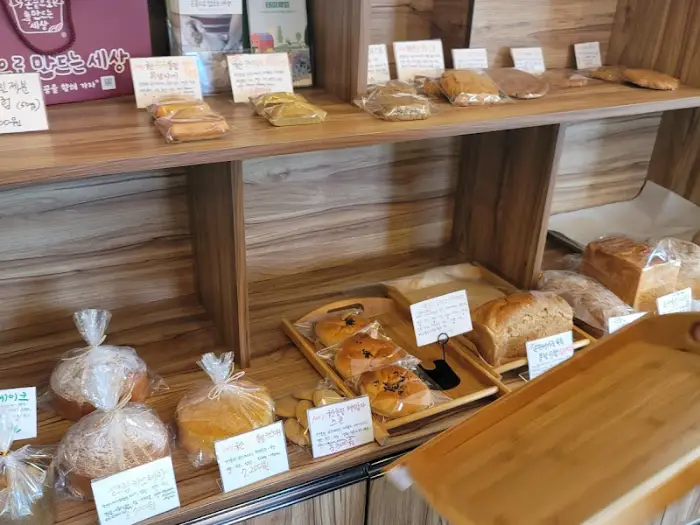 빵 진열대 전경