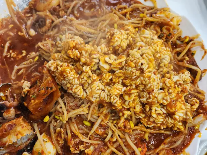 해물찜의 한 부분, 알이 돋보이는 모습