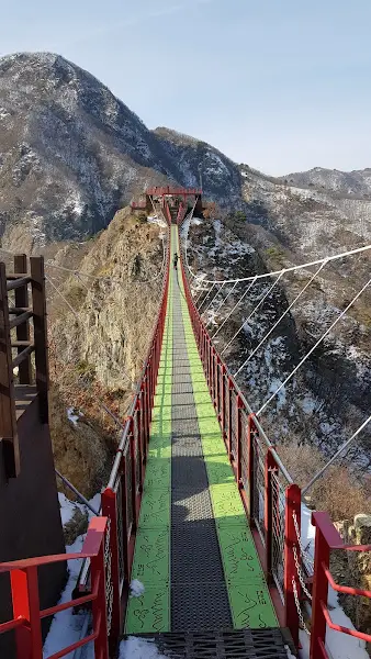 다양한 반찬과 메인 요리