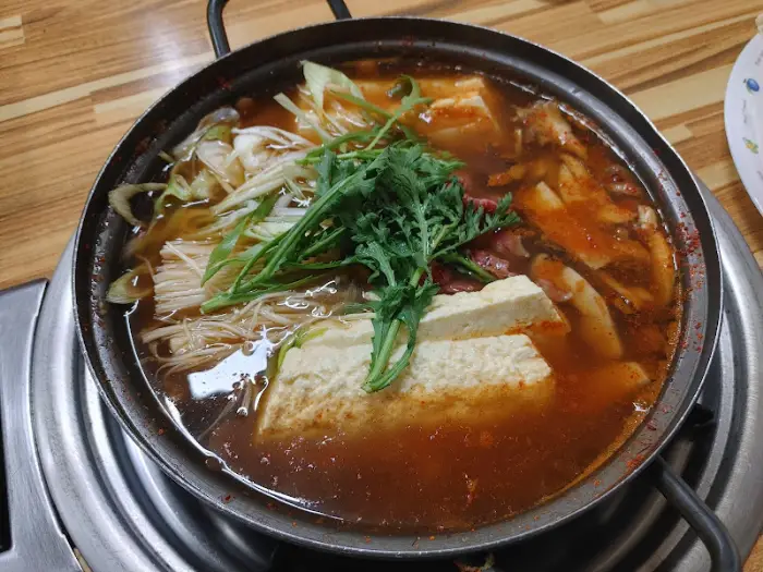 능이소고기두부전골 사진