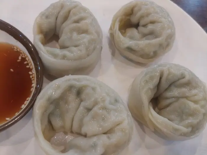 김이 모락모락 나는 왕만두