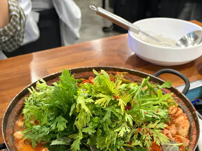 손에손잡고 방이직영점 서비스 안주