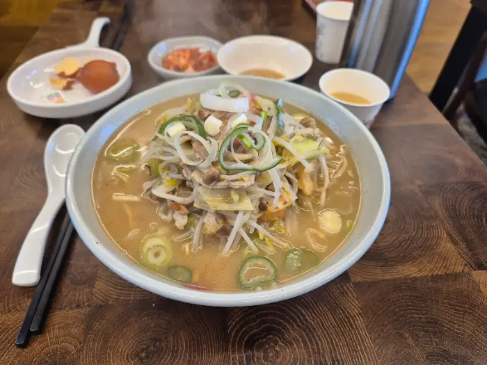 튀김 우동 비주얼