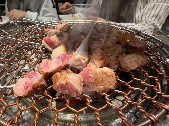 굽고 있는 고기