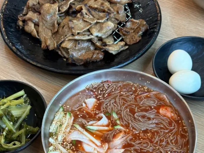 을화옥 메밀 냉면