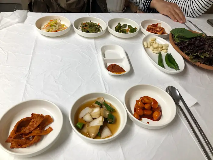 정갈한 밑반찬들