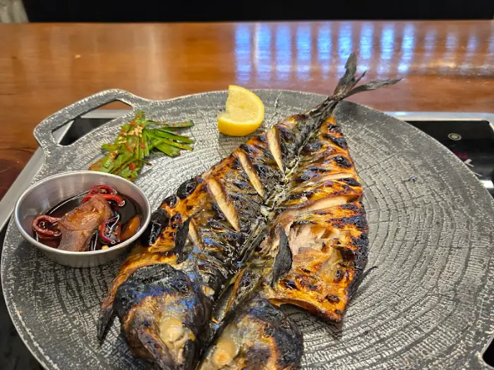 한다솥 본점 솥밥 준비 모습