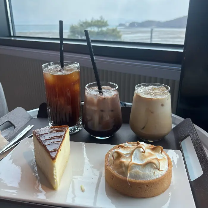 진한 크림 파스타 한 접시