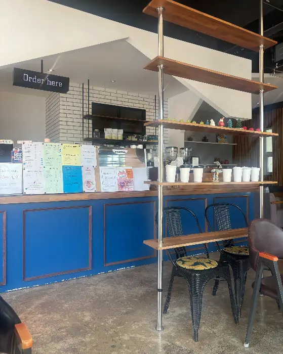 카페 카운터 모습