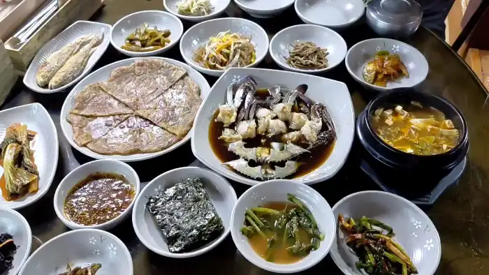 다양하고 푸짐한 대길한정식 상차림