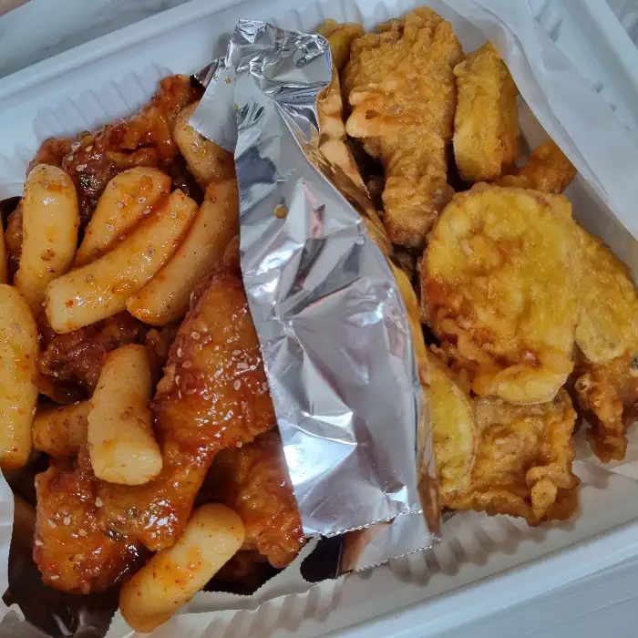 모아통닭 간장치킨 비주얼