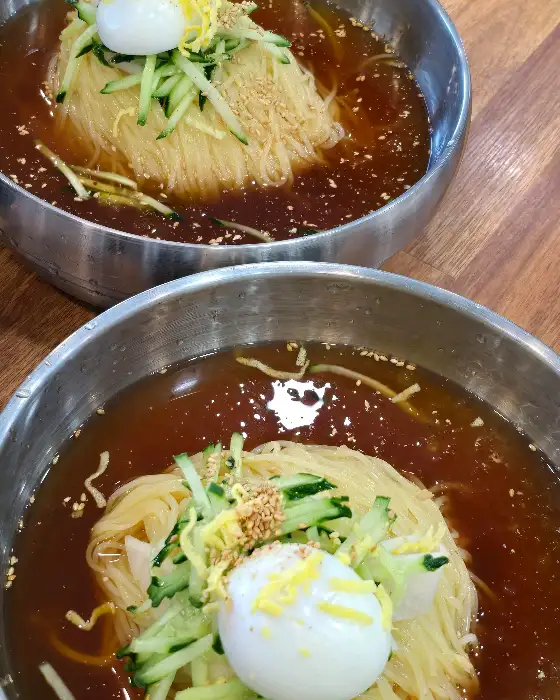 물밀면과 물비빔면