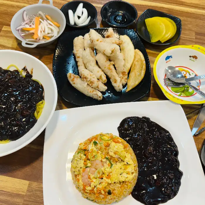 푸짐한 짬뽕 한 그릇과 탕수육