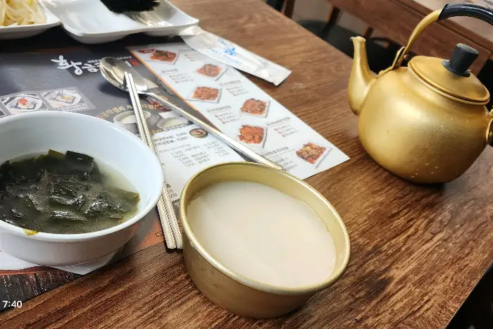 막걸리와 국물 요리