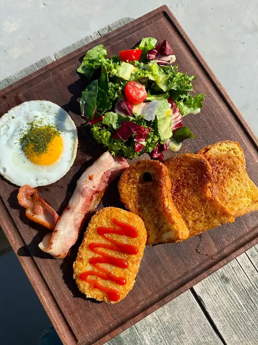 푸짐한 브런치 메뉴