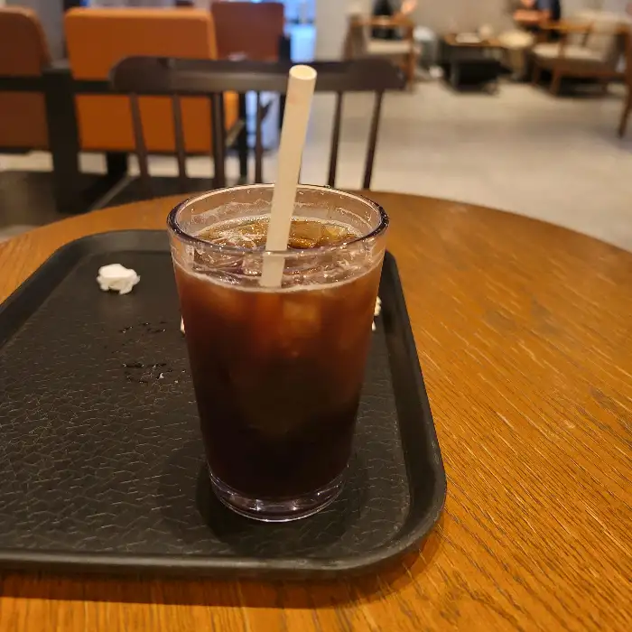 진한 커피 한 잔