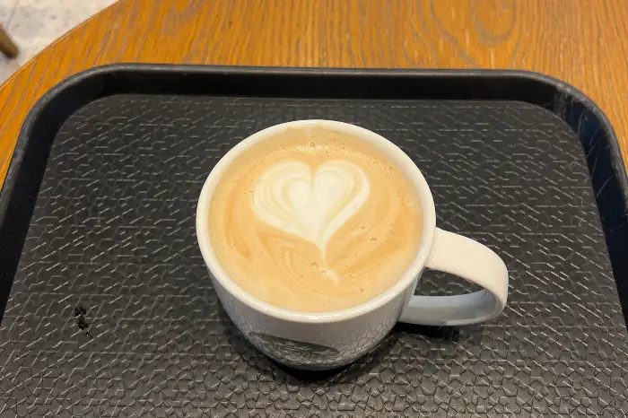 하트 라떼 아트