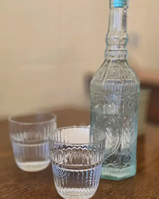 윤식탁 식전 빵과 음료