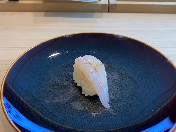 첫 번째 스시 - 흰살 생선