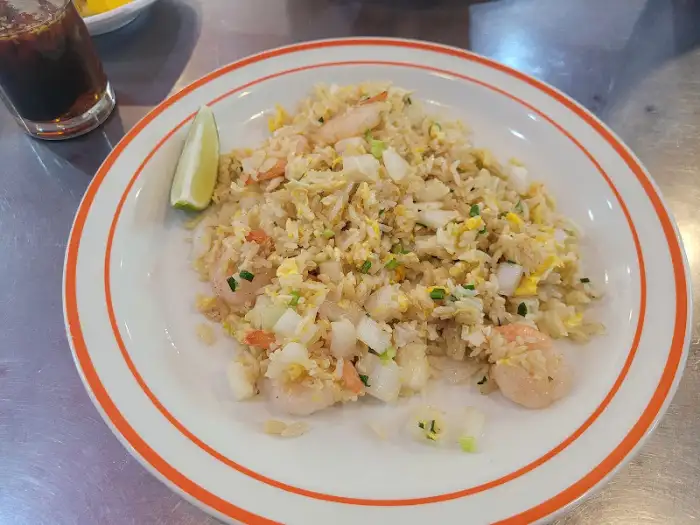 새우가 듬뿍 들어간 볶음밥