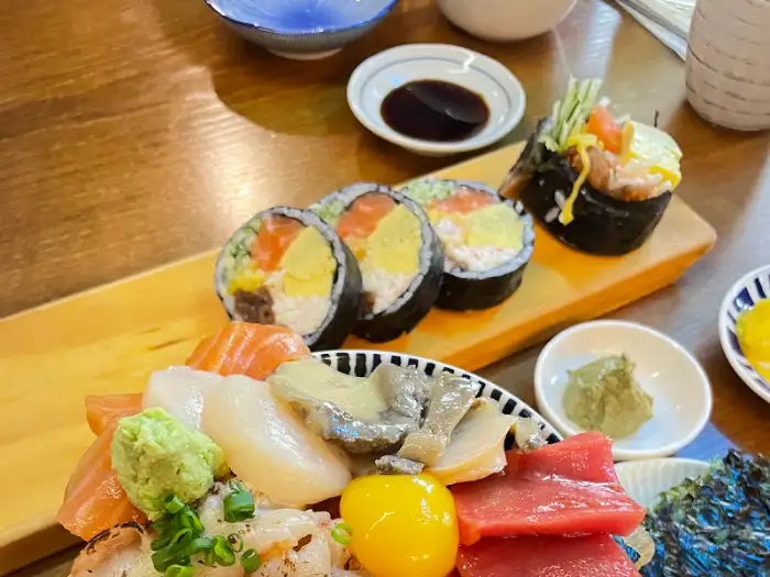 다양한 일식 메뉴 구성