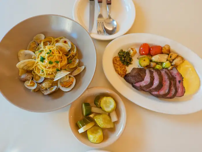 다양한 요리 상차림