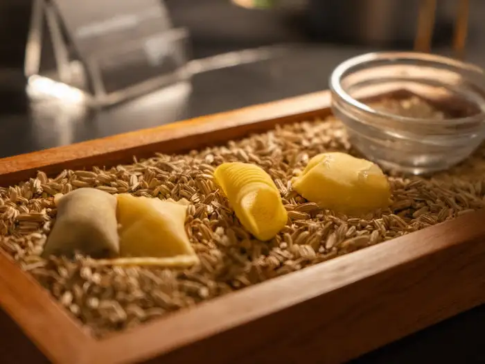 다양한 모양의 파스타 면과 곁들임