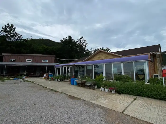 식당 외관의 모습