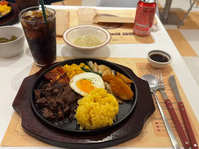 강남역 차셰프 고기덮밥 철판 스테이크 비주얼