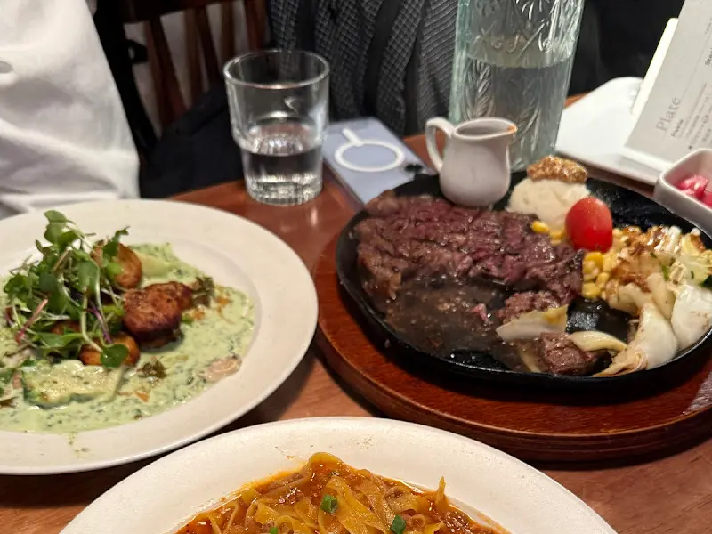 스테이크, 파스타, 뇨끼 한상차림