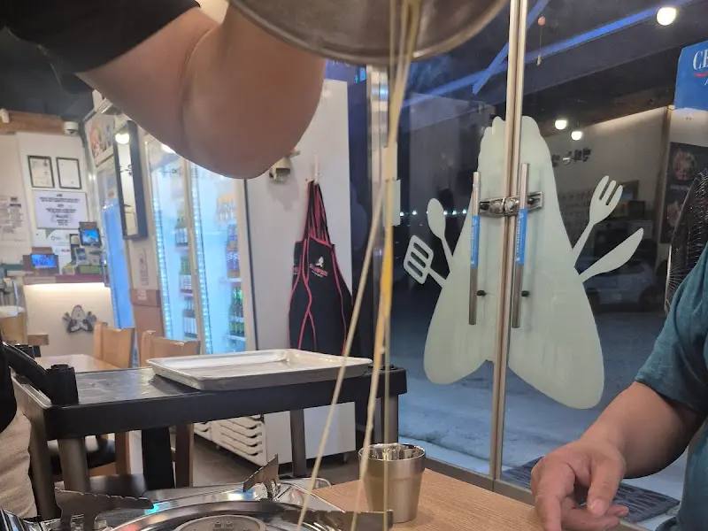 닭사부일체 가게 전경