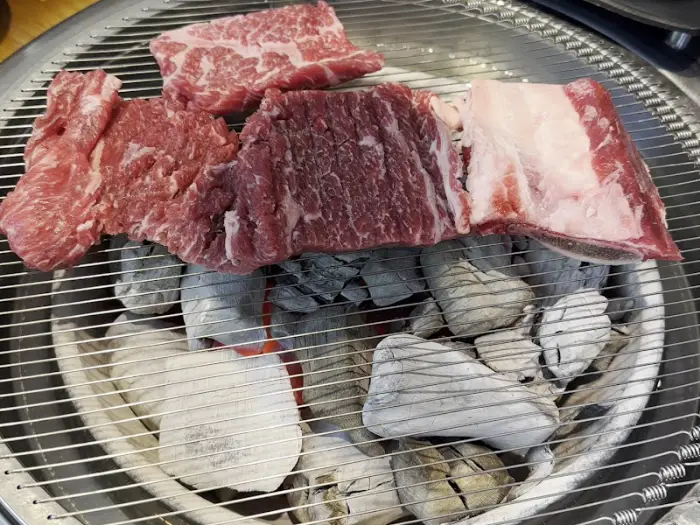 신선한 소고기 모듬