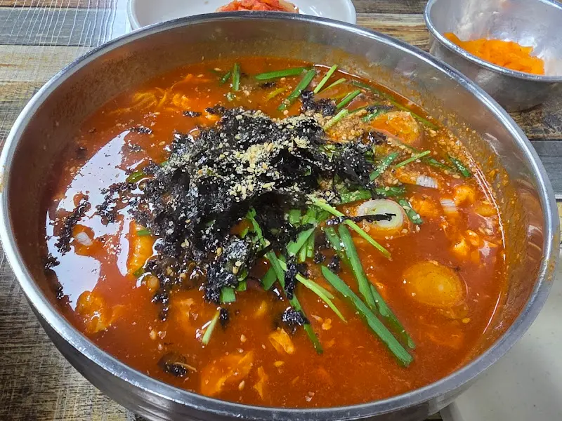 얼큰칼국수