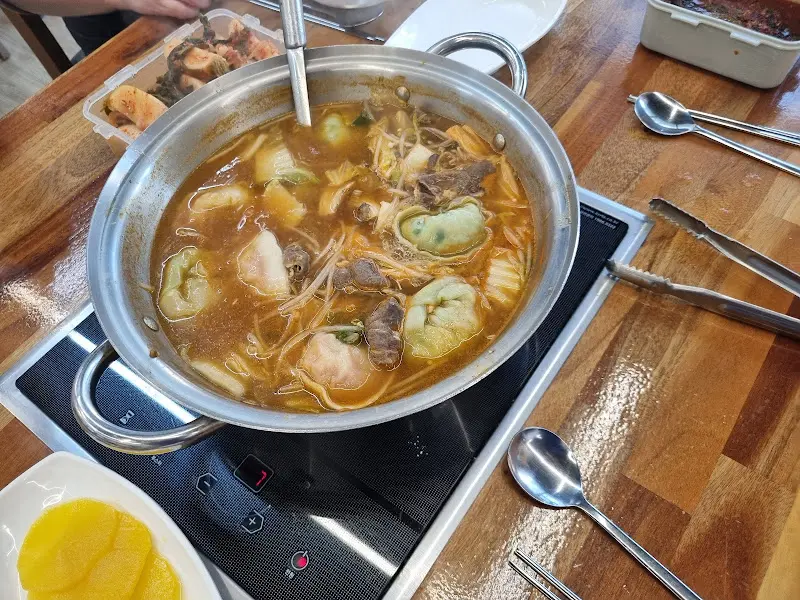 만두전골 전체샷
