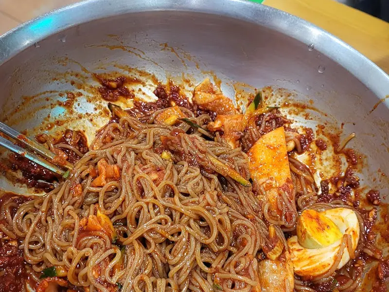 종가집돼지국밥 비빔막국수