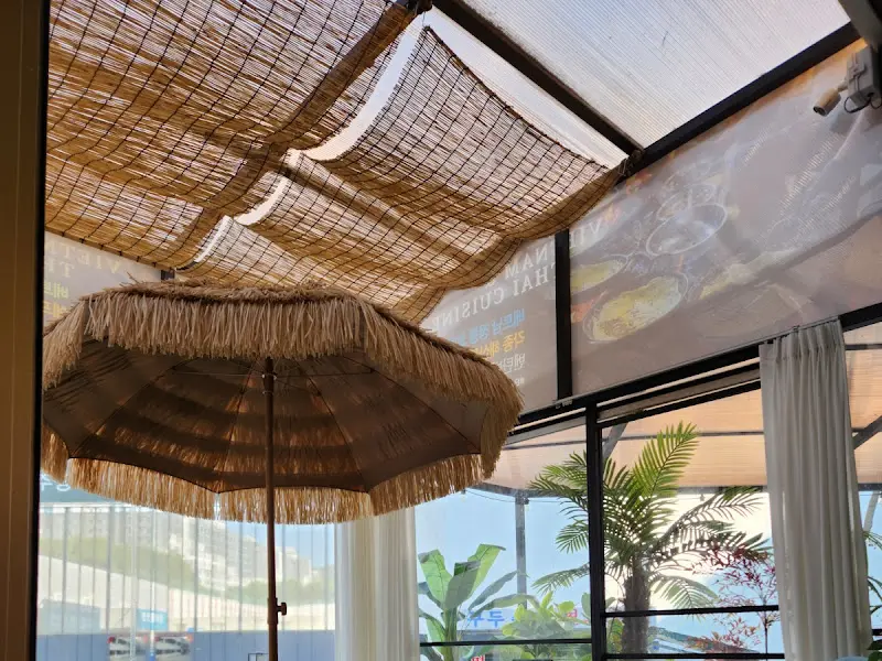 벤탄빌라 천장 장식