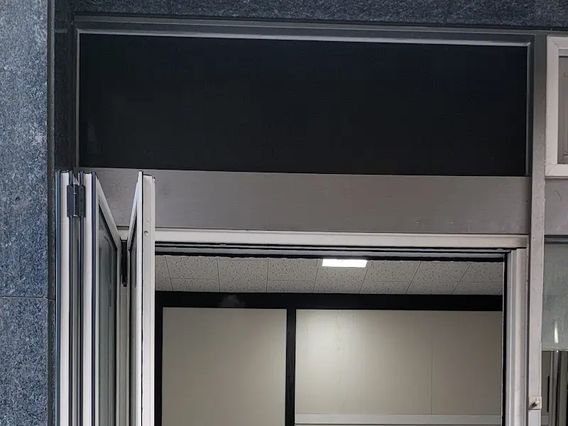 이화만두 가게문