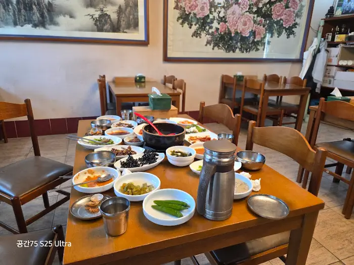 낭주식당 내부 모습