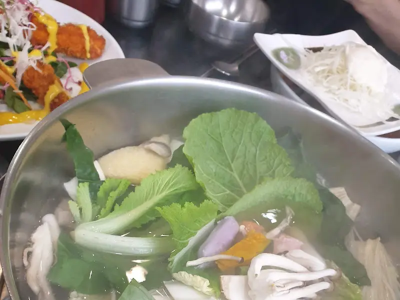 보글보글 끓고 있는 샤브샤브