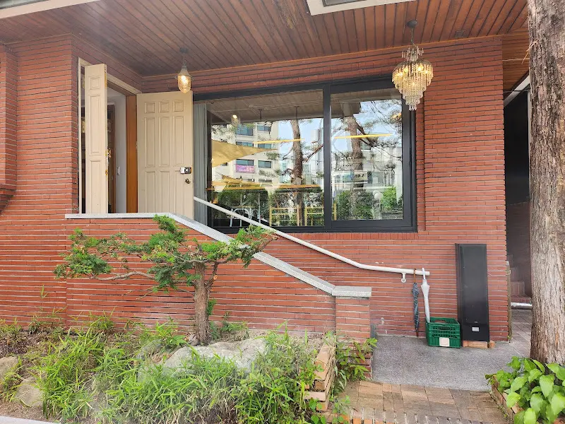 카페 멘디 외관