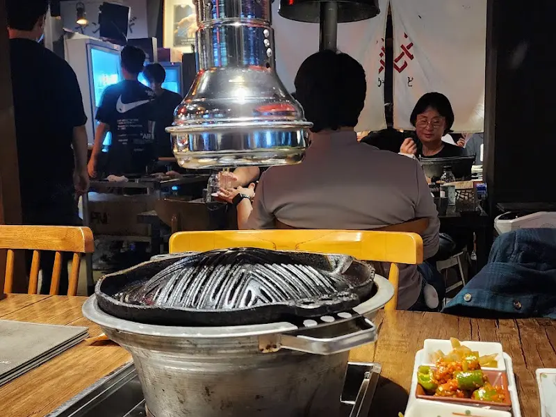 아자스 내부 풍경