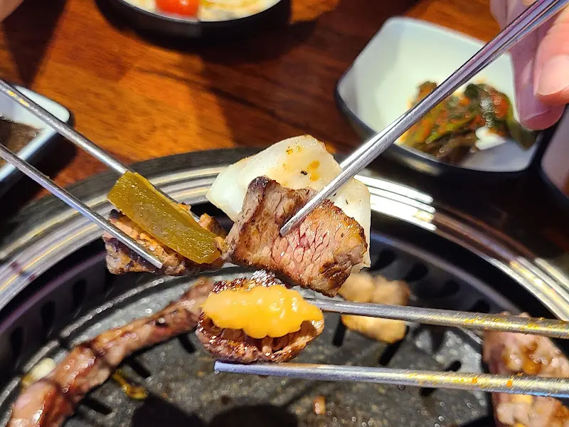 스테이크와 채소