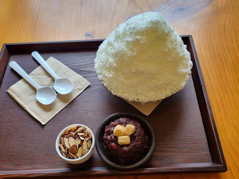 우유빙수 근접샷