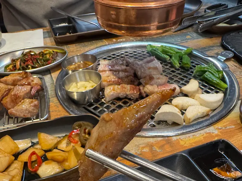 맛있게 구워진 고기