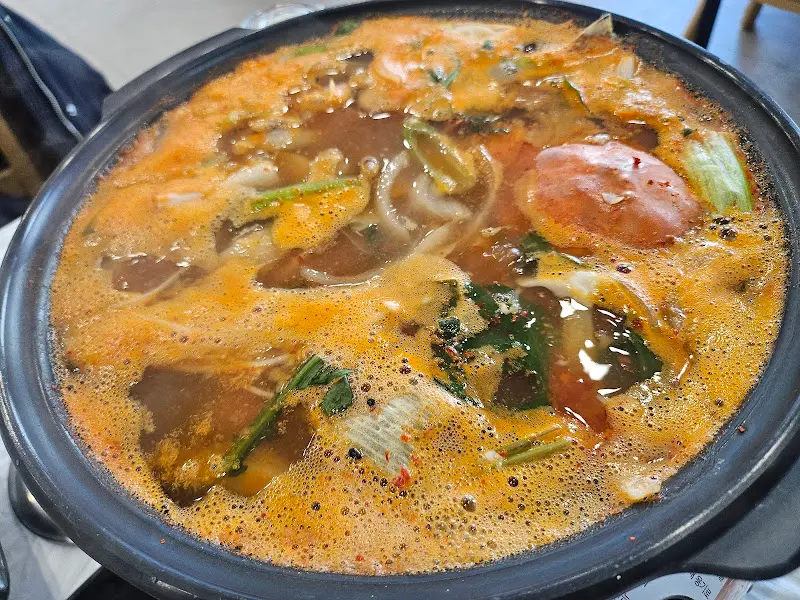 꽃게알탕 전체 샷