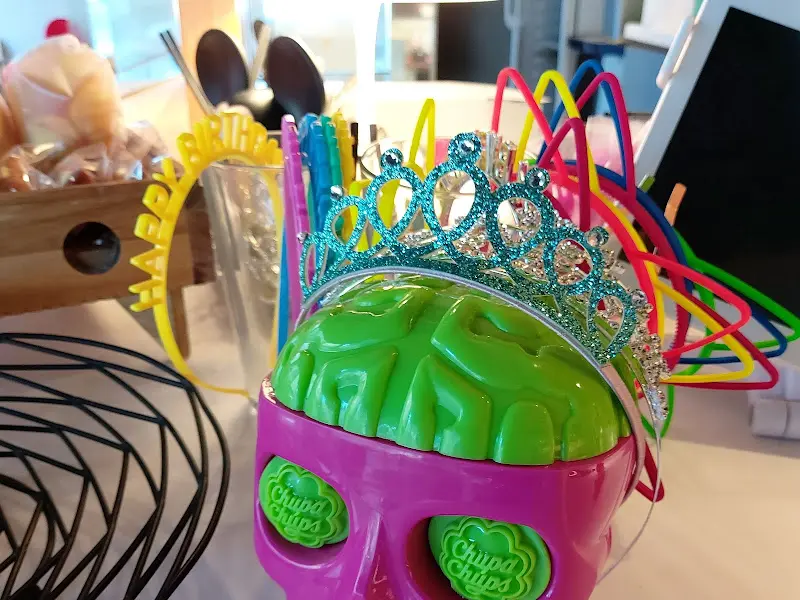 도키메키에서 판매하는 다양한 파티 용품