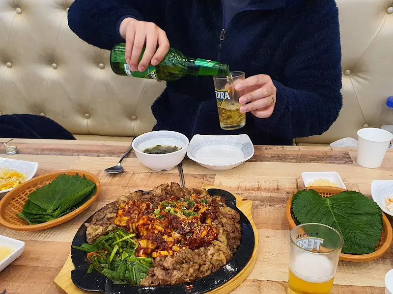 술과 함께 즐기는 차돌쭈꾸미