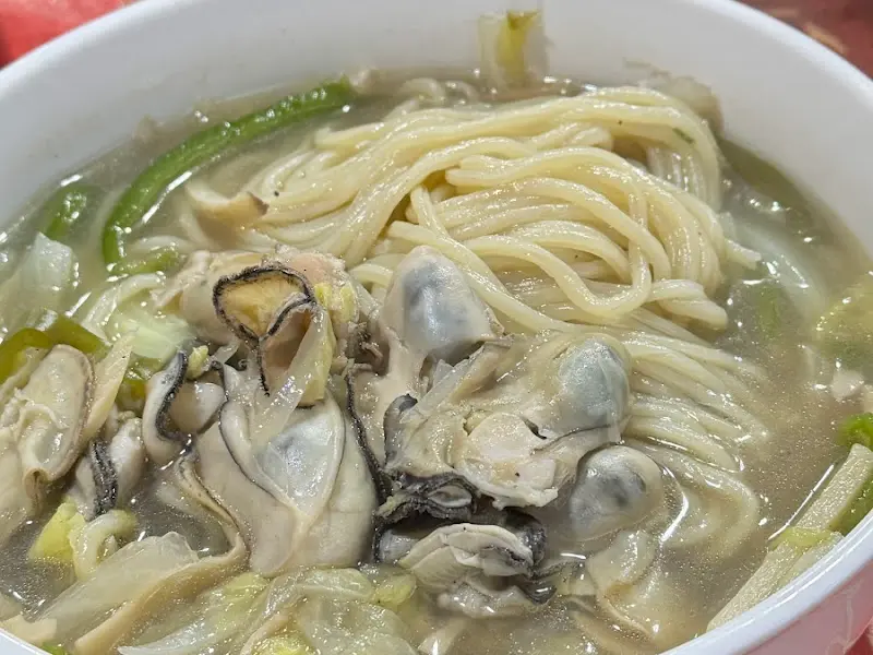 굴이 듬뿍 들어간 굴짬뽕