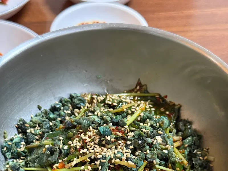 다슬기 비빔밥