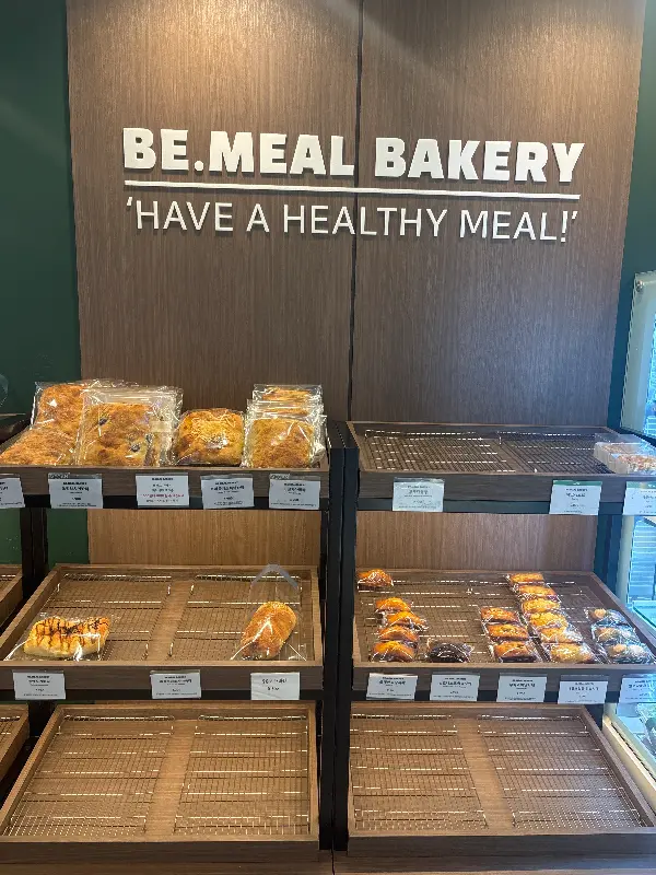 BE.MEAL BAKERY 간판